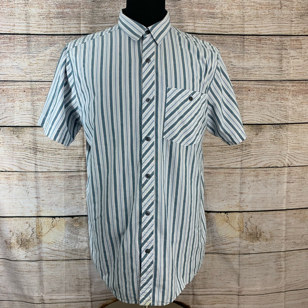 The North Face SS button front XL